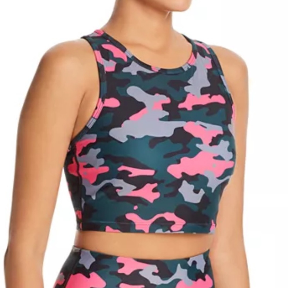 AQUA Camo Cropped‎ Tank Sports Bra Size Medium